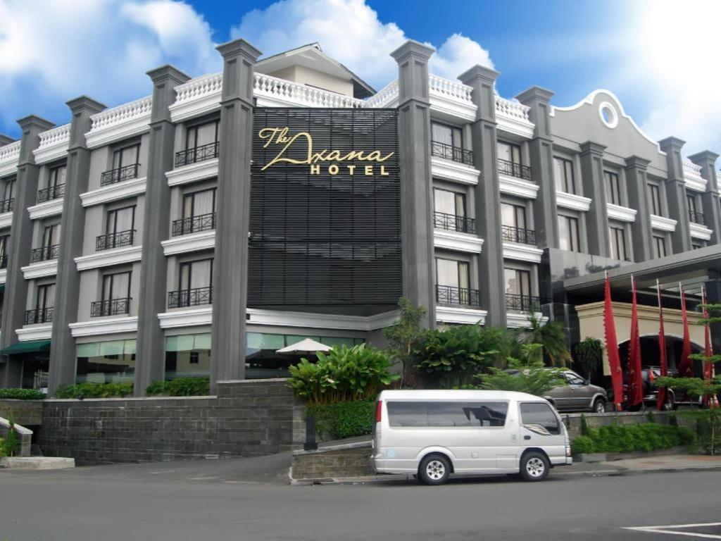 The Axana Hotel Padang  Esterno foto