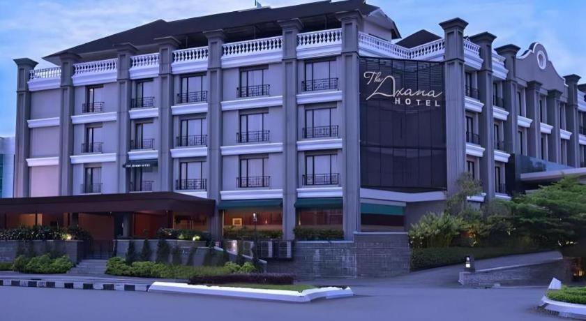 The Axana Hotel Padang  Esterno foto